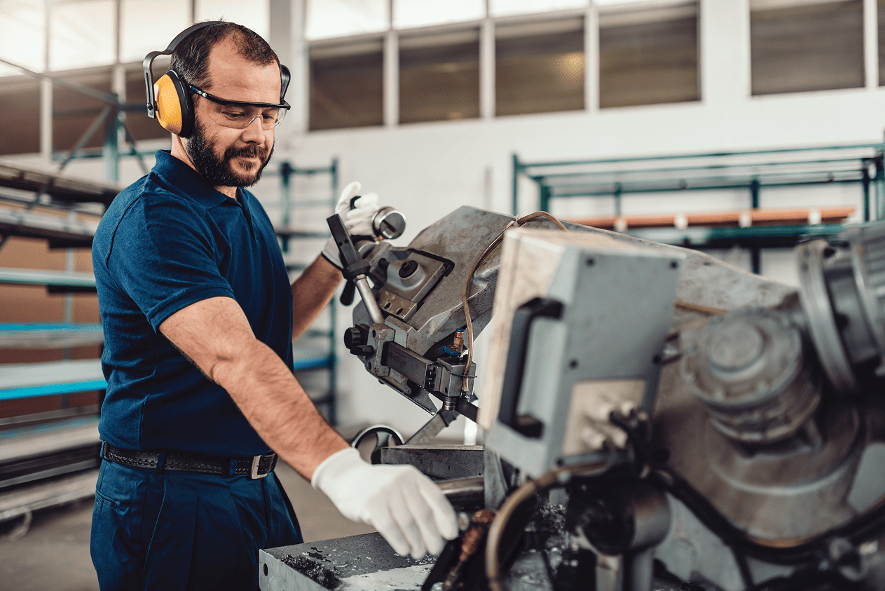 Аутсорсинг станочников на производство